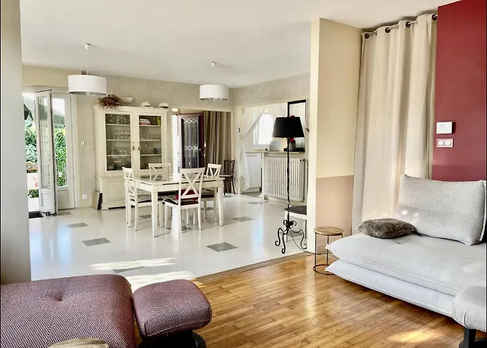 Family House Σπίτι διακοπών *